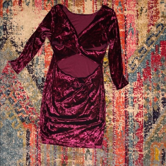 Velvet dress - Picture 2 of 3